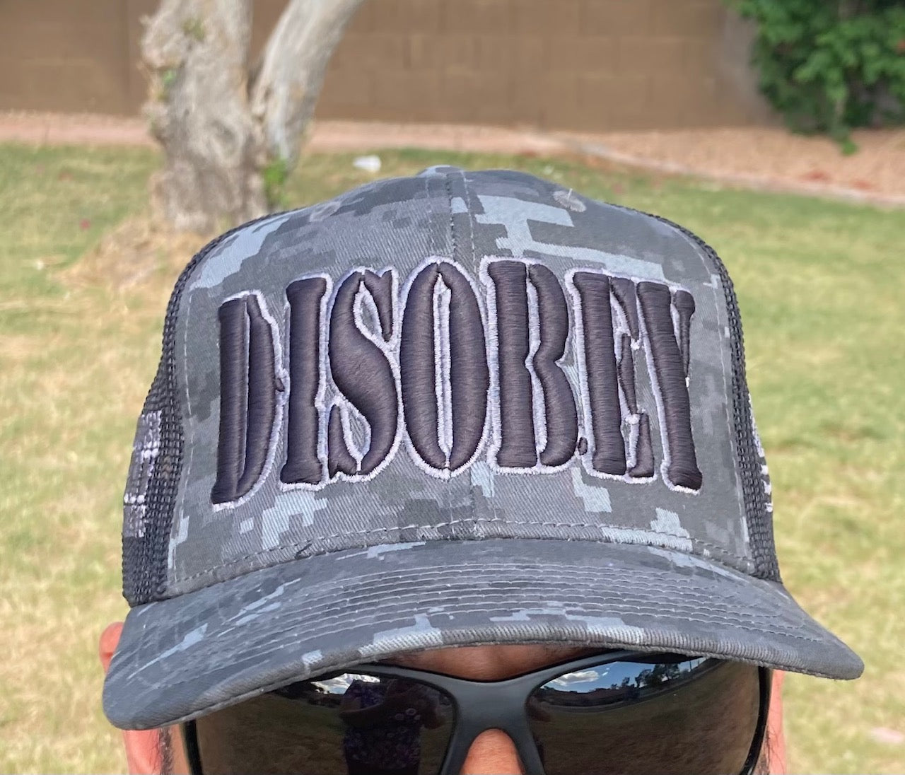 DISOBEY NIGHT CAMO CURVEDBILL MESHBACK